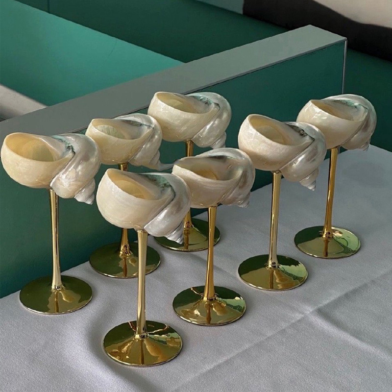 Home Bar And Restaurant - 天然巻き貝ワイングラスバーやレストランアクセサリーホームレストランテーブル装飾ワインキャビネットのクリエイティブディスプレイ